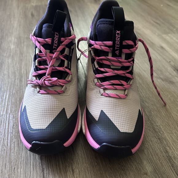 NWOB Adidas Women Terrex Free Hiker 2.0 Gore-Tex Hiking Shoes Size 7 Gorpcore - Picture 8 of 11